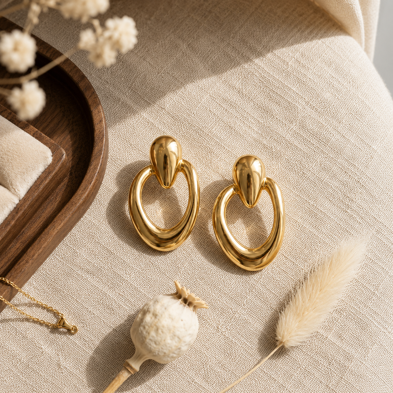 Flaire Studio Gold Circle Drop Earrings - image 4