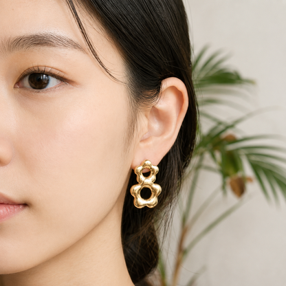 Flaire Studio Wavy Fan Stud Earrings - image 2