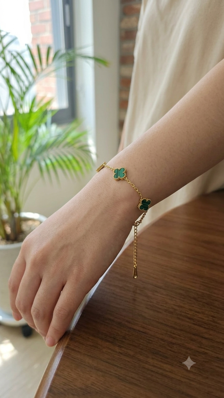 Flaire Studio Malachite-Look Clover Station Bracelet - main image