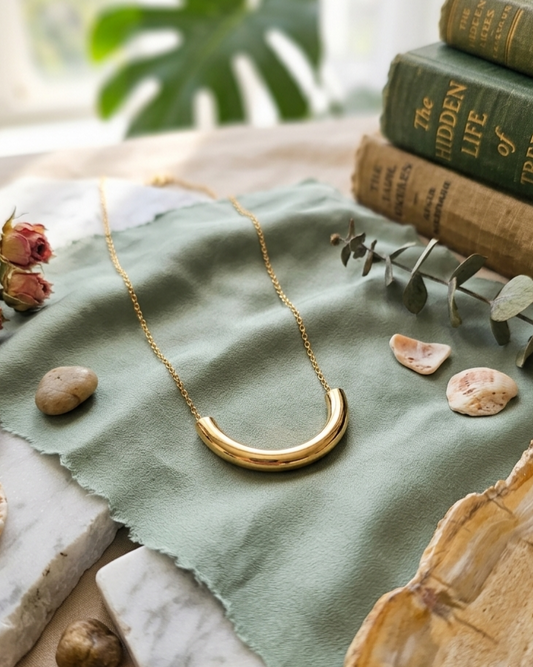 Flaire Studio Curved Bar Pendant Necklace - main image