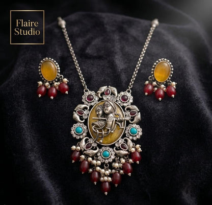 Radha Krishna Pendant Necklace Set - image 3