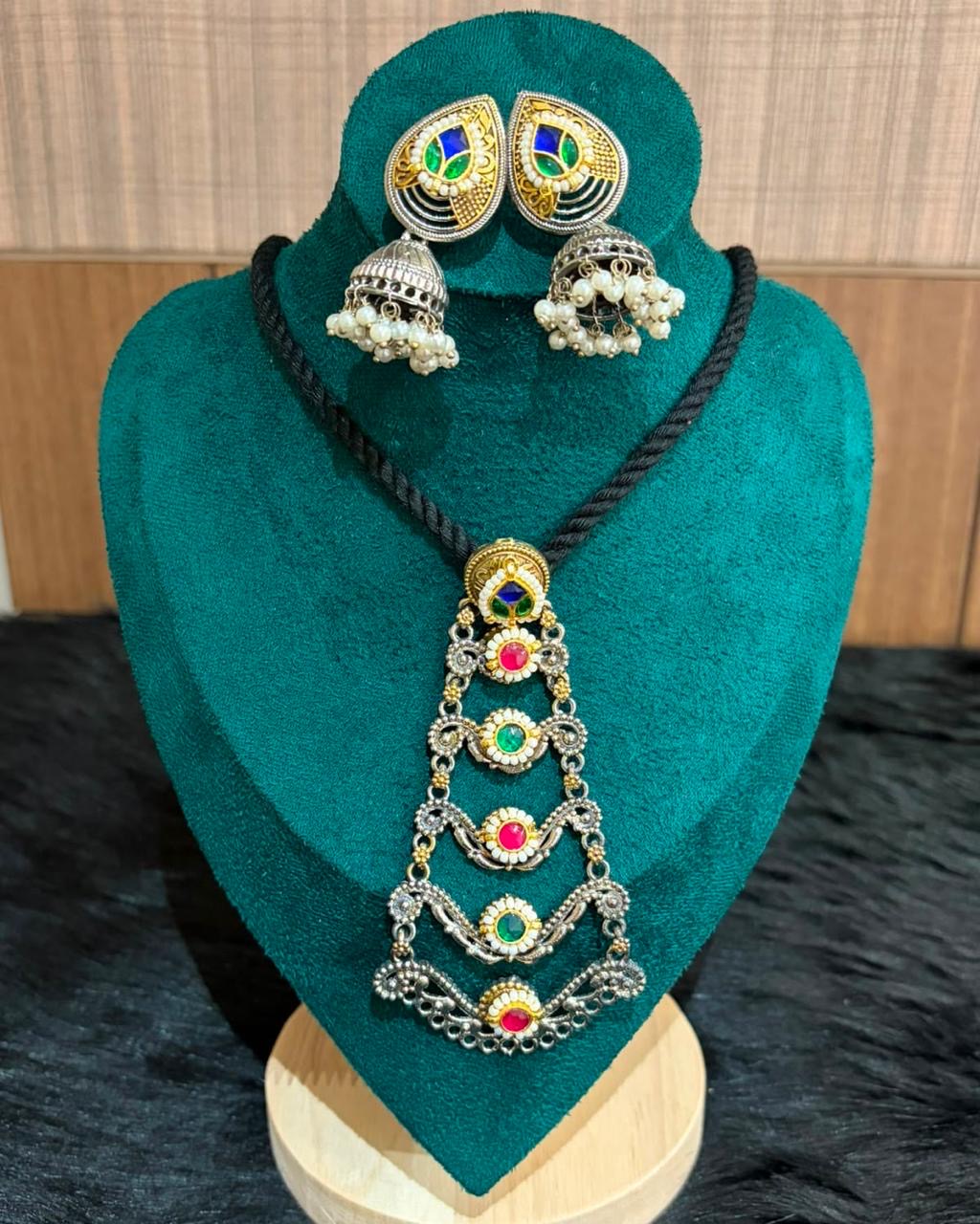 Tiered Pendant Necklace Set on Black Thread - image 2